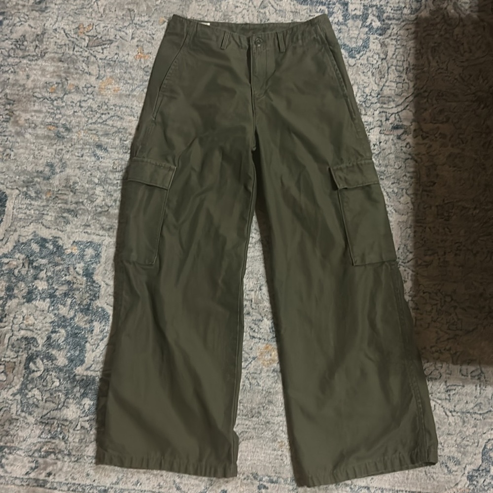 Levi’s Baggy Cargo Pants size 27 in olive green - Picture 6 of 9